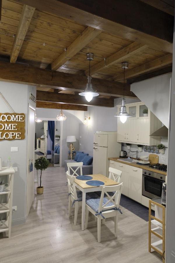 דירות טיבולי Loft Penelope מראה חיצוני תמונה